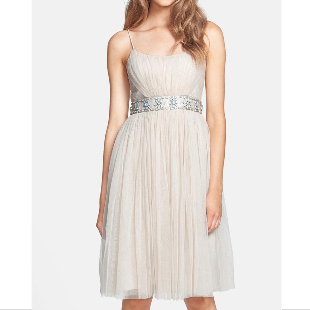 NWT Needle & Thread Embellished Tulle Fit‎ & Flare Dress [ 4 US ]